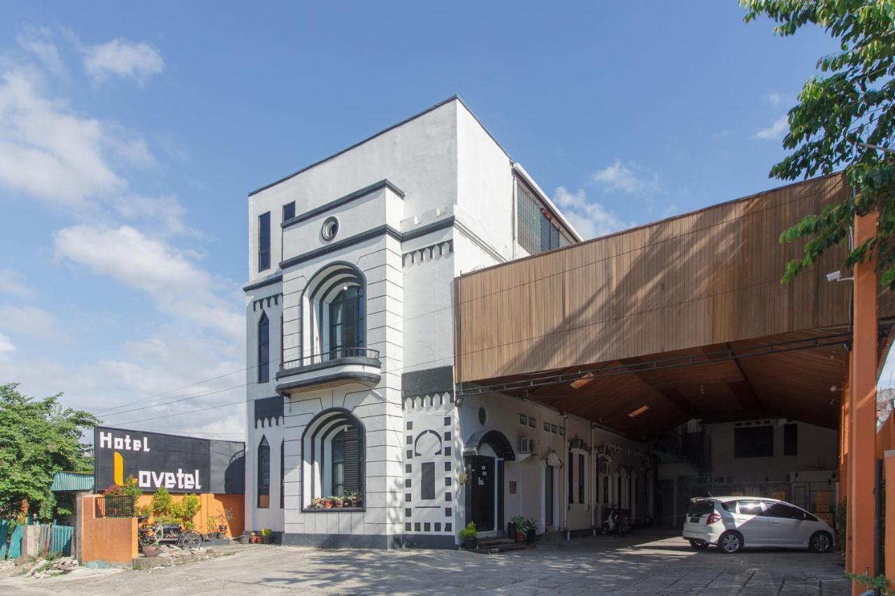 Готель Reddoorz Near Jalan Sudirman Padang Екстер'єр фото